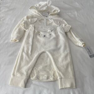 Carter's White Baby Outfit with Bear Face